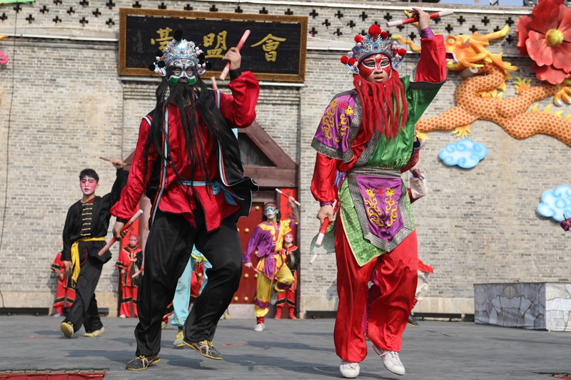 英歌舞展演。鄆城縣文旅局供圖